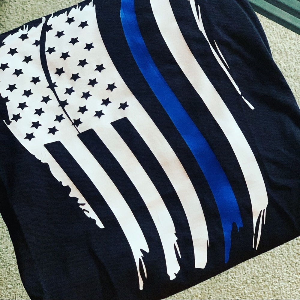 Men’s thin blue line flag shirt